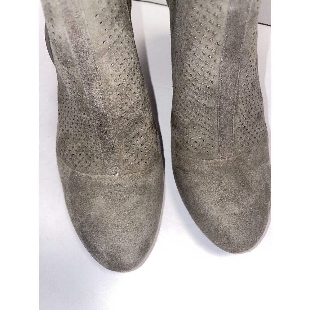 Johnston & Murphy® Women's Suede Perforated Cap Toe Booties in Grey Size 7.5 - Picture 6 of 10